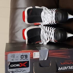 Brand New Ice skates in original Box